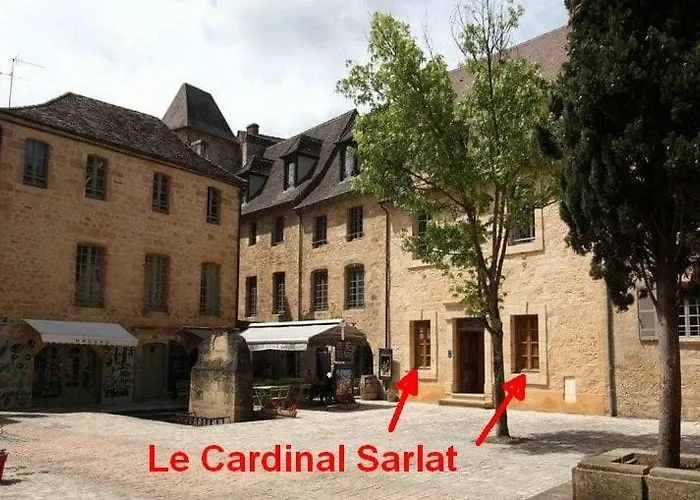 Le Cardinal Sarlat